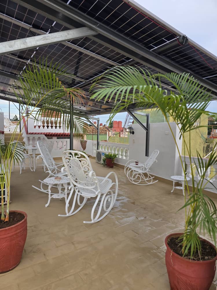 Terrazza con pannelli solari
